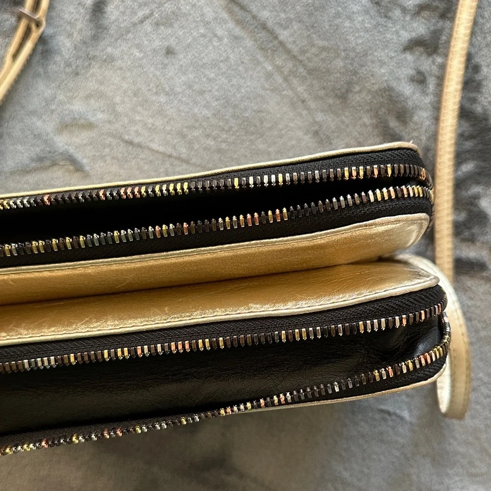Zadig & Voltaire Gold Crossbody Bag - Picture 3 of 6